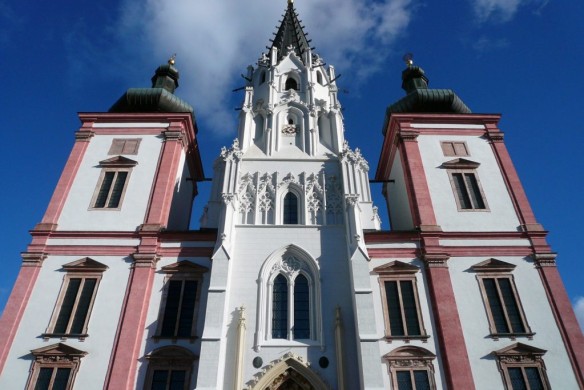 Basilika Mariazell Aussenansicht (c) Steiermark Tourismus Hödl